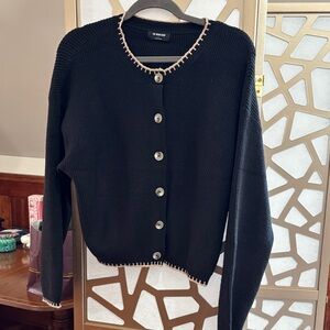 Chic Black Button-Up Cardigan with Contrast Trim